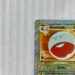 Pokemon Electrode 22/110 Legendary Collection Reverse Holo WOTC LP/MP+ - Image 3