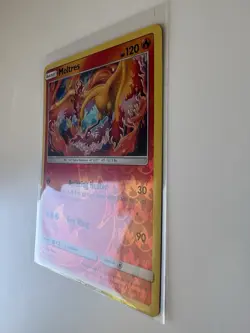 Moltres 38/214 Rare Lost Thunder Pokemon TCG Reverse Holo LP 2018 - Image 3
