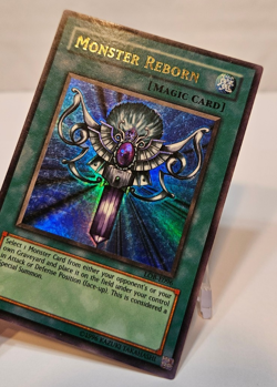 Monster Reborn LOB-E096 Ultra Rare Unlimited Yugioh 924 - Image 4
