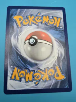 Riolu 090/185 Regular SWSH Vivid Voltage NM Pokemon card - Image 2