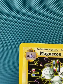 1999 Magneton 26/62 Fossil Rare Pokemon Card - Image 2