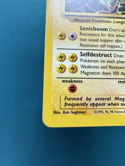 1999 Magneton 26/62 Fossil Rare Pokemon Card - Image 4