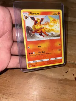 Pokemon TCG Flareon SM186 Let's Play, Eevee! Black Star Promo LP - Image 2