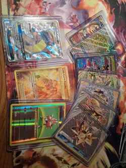 10 Random Pokemon Cards - Image 1