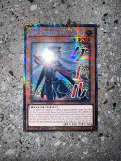 Yugioh Sky Striker Ace - Roze RA05-EN133 Starlight Rare Stamp Art 1st Ed EU NM-M - Image 3