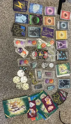 Pokemon Accessories Lot **BINDERS/DICE/COUNTERS/SLEEVES/PLAYMAT/MORE** - Image 3