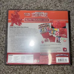 Pokemon TCG Sword & Shield Battle Styles ETB Red - SEALED & PROTECTOR INCLUDED 820650808357 - Image 2