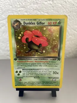 Dunkles Giflor 13/82 1 Edition Swirl Team Rocket Pokemon Karte Dark Vileplume - Image 1