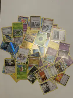 Pokemon Card lot- 850 cards and handbook. 2015-2016 era - Image 2