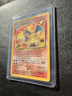 Pokemon TCG Charizard Base Set 4/102 Holo Unlimited Holo Rare - Image 4