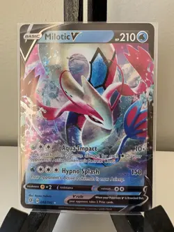 Pokemon TCG Milotic v 43/192 SWSH Rebel Clash Ultra Rare Card NM - Image 1
