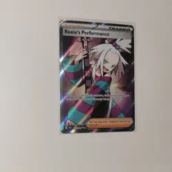 Roxie’s Performance 112/086 Full Art Ultra Rare Pokemon Chaos Rising ME04 NM - Image 2