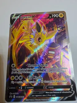 Jolteon V SWSH183 SWSH: Sword & Shield Promo Cards Holo LP - Image 1