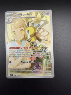 Pokemon TCG Lillie's Ribombee 164/159 SV09 Journey Together Illus Rare Holo - Image 1