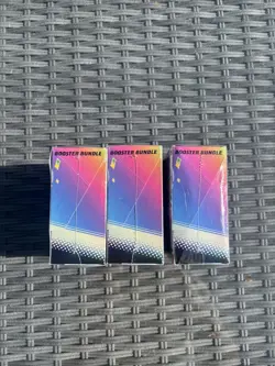 Pokemon TCG Scarlet & Violet Prismatic Evolutions Booster Bundle X 3 -Sealed - Image 3