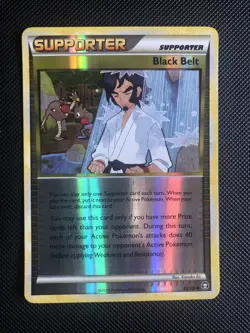 85/102 Black Belt Reverse Holo HS Triumphant Reverse Holo Pokemon Card - Image 1