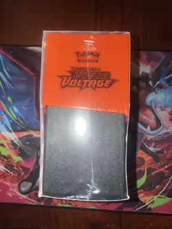 Pokemon Tcg Sword And Shield, Vivid Voltage Etb - Image 2