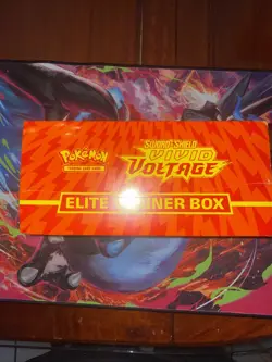 Pokemon Tcg Sword And Shield, Vivid Voltage Etb - Image 5