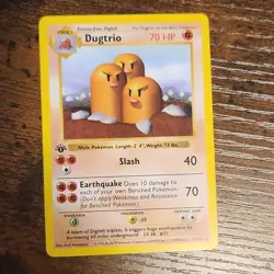 Wizards of the Coast Dugtrio 1st Edition Base Set Shadowless 19/102 70 HP - Image 1
