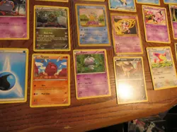 SMALL lot of 54 Pokemon Cards look pictures - Image 5