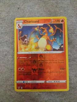 Charizard 025/185 Vivid Voltage Reverse Holo NM Pokemon Card - Image 1