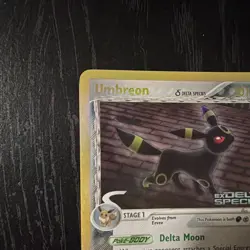 Umbreon 17/113 EX Delta Species Reverse Holo Rare 70 HP English 2005 - Image 2