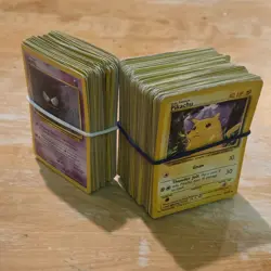 Pokemon TCG Base Set Nintendo Wizards 1999 Pikachu Gastly Card Lot Vintage - Image 2
