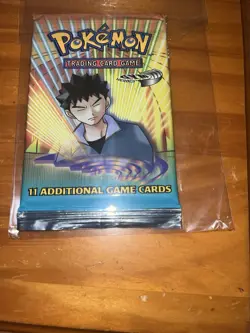 Pokemon Gym Heroes Unlimited Booster Pack Sealed 20.8g - Image 2