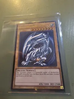 2025 YU-GI-OH! OP28-OTS TOURNAMENT PACK 28 #EN001 BLUE-EYES WHITE DRAGON PSA 7 - Image 2