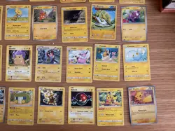 Pokemon TCG Lightning-Type 50 Card Lot Celebrations SWSH136 Pikachu Pichu - Image 4