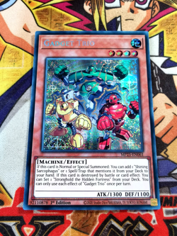 Gadget Trio mp25-en061 1st Edition (NEW) Prismatic-Secret Rare Yu-Gi-Oh! - Image 1