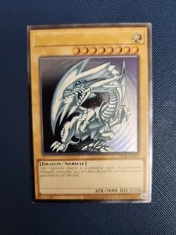 Yugioh Blue-Eyes White Dragon OP28-EN001 Ultimate Rare VLP - Image 1