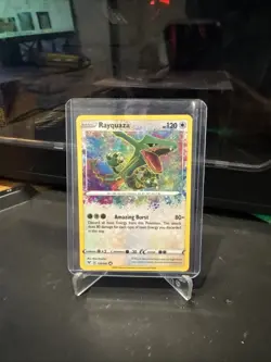 Rayquaza Amazing Rare 138/185 Pokemon TCG SWSH04 Vivid Voltage card - Image 1