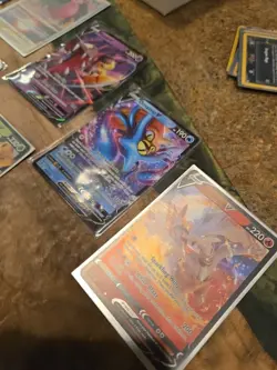 Pokemon TCG Sword & Shield V Card Lot 8 Cards Pack Fresh - Image 4