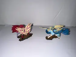 Shiny Zamazenta & Shiny Zacian Figures Premium Collection SET - Pokemon - Image 1