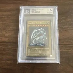 2002 Yu-Gi-Oh! Kaiba Blue-Eyes White Dragon 8.5 NM-MT+ SDK-001 - Image 1