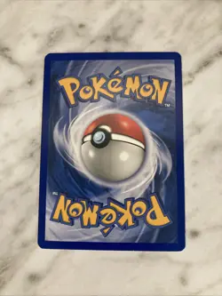 First Edition Wooper 71/75 Neo Discovery Lightly Played Pokemon Card - Image 3