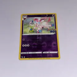 SYLVEON - 035 - 078 HOLO - R - POKEMON GO - POKEMON - - REVERSE HOLO - NM/M - Image 1