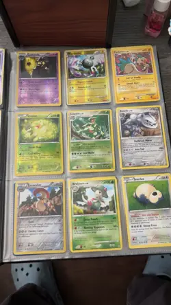 Nintendo Pokemon TCG Majestic Dawn Binder Lot Holo/Regular EN 2008 12 pages - Image 5