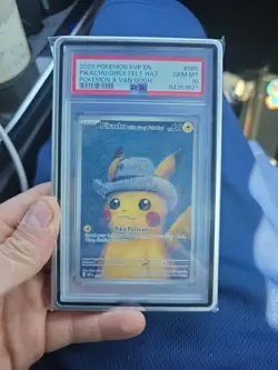 2023 POKEMON SVP EN-SV BLACK STAR PROMO #085 PIKACHU WITH GREY FELT HAT PSA 10 - Image 1