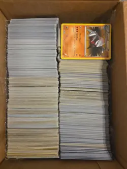 Lpt Of Hundreds Of Bulk Pokemon TCG Cards - Image 2