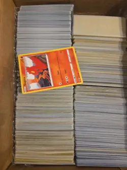 Lpt Of Hundreds Of Bulk Pokemon TCG Cards - Image 3