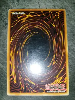 Yugioh Red-Eyes Black Dragon SDJ-001 - Ultra Rare Near Mint / NM - - Image 3
