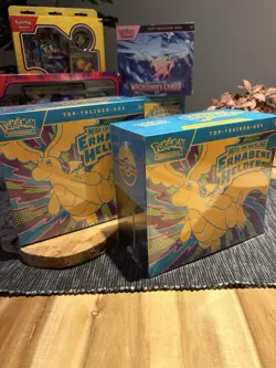 2 Stuck Pokemon ETB Top Trainer Boxen Erhabene Helden Neu OVP Sealed - Image 1