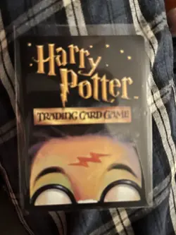 ↯ HARRY POTTER TCG WOTC ↯ Dean Thomas Unique Wizard Foil Card 1/116 2001 - Image 2