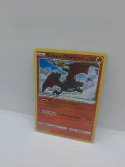 Radiant Charizard - Pokemon: Crown Zenith - HOLO Rare - NM 020/159 Card - Image 3