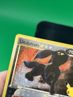 Umbreon Gold Star 17/17 - Pokemon Celebrations 25th Anniversary Holo Rare - NM/M - Image 3