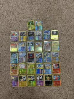 Pokemon Lot - 32 Cards Reverse Holos Gen 4- Gen 5 LP - Image 1