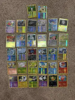 Pokemon Lot - 32 Cards Reverse Holos Gen 4- Gen 5 LP - Image 3