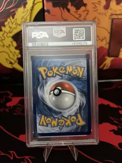 Pokemon TCG Espeon VMAX Full Art Ultra Rare Holo 065/203 PSA 8 Evolving Skies - Image 2